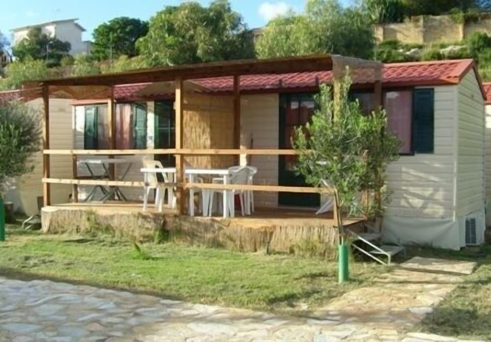 SPORTING CLUB VILLAGE 2/49