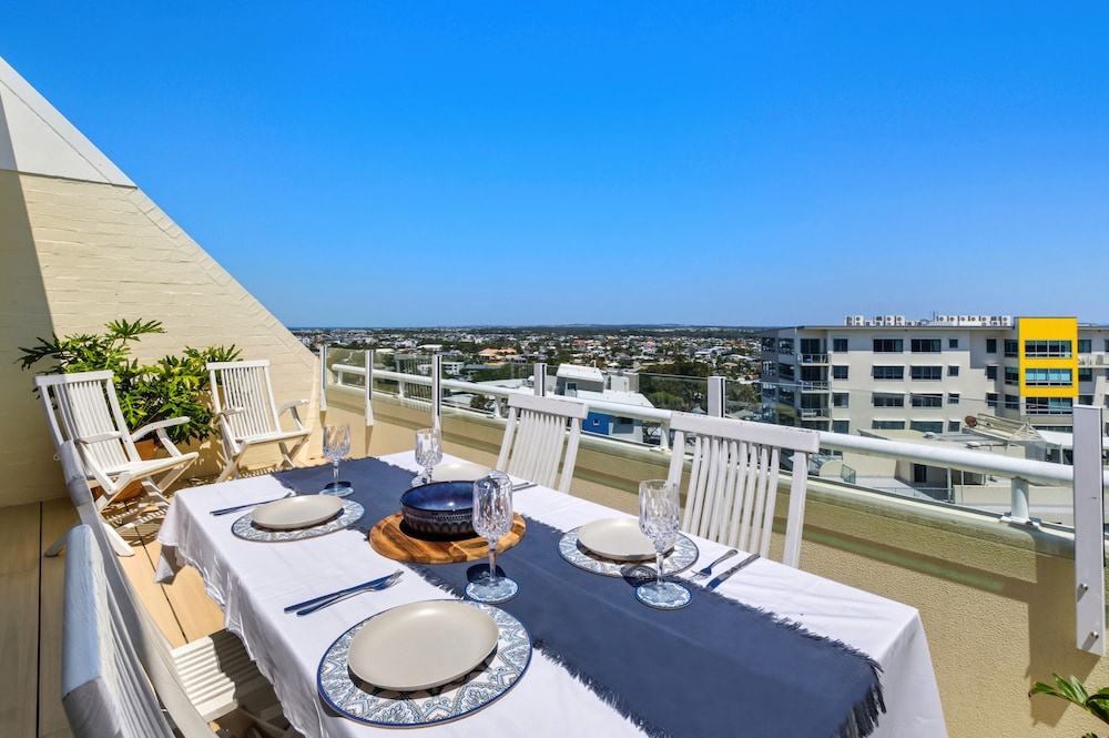 Osprey Apartments 67/81