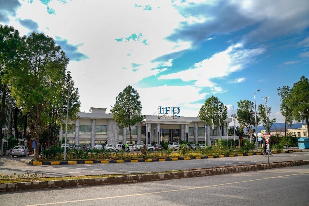 IFQ Hotel & Resort Islamabad 59/65
