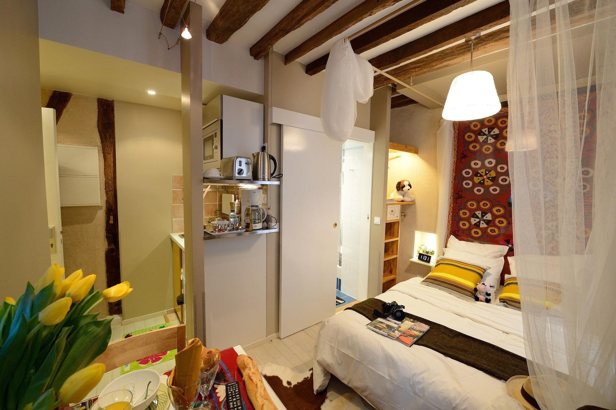استوديو، Les Patios Du Marais 3/6
