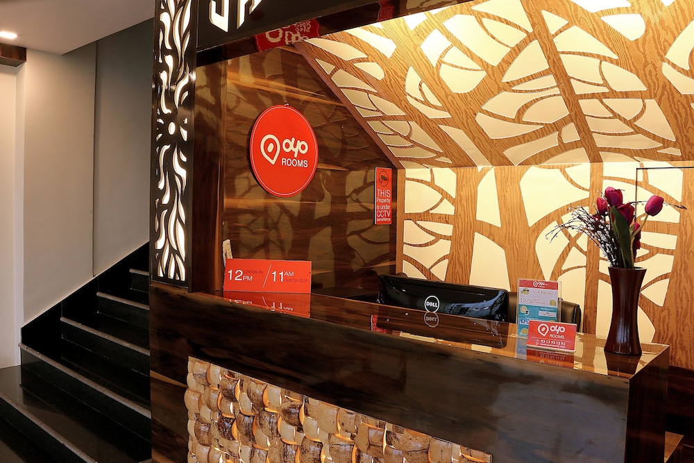 Oyo Rooms Parama Island Em Bypass 4/15
