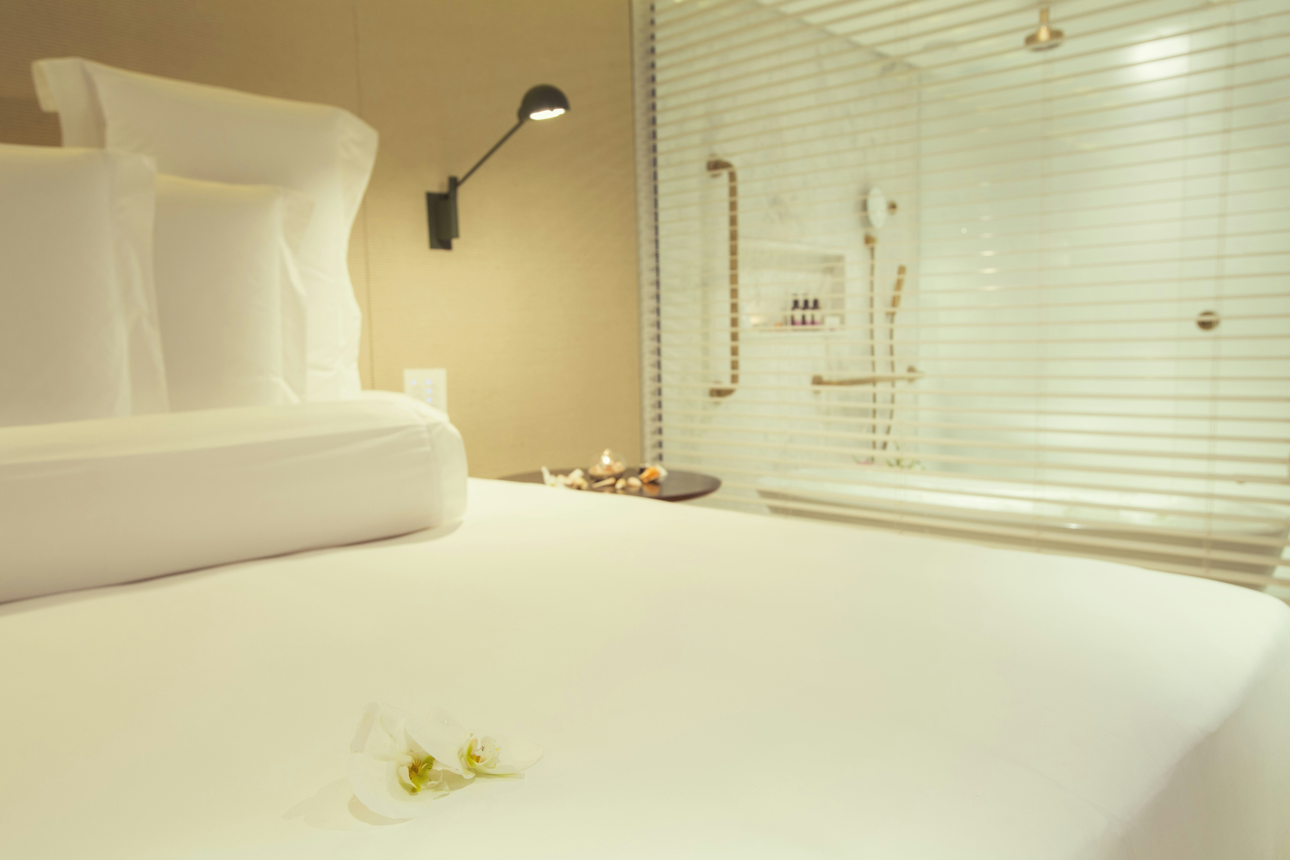 Courtyard, Deluxe, King Bed