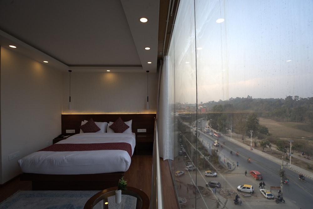 Apex Business Hotel 35/58