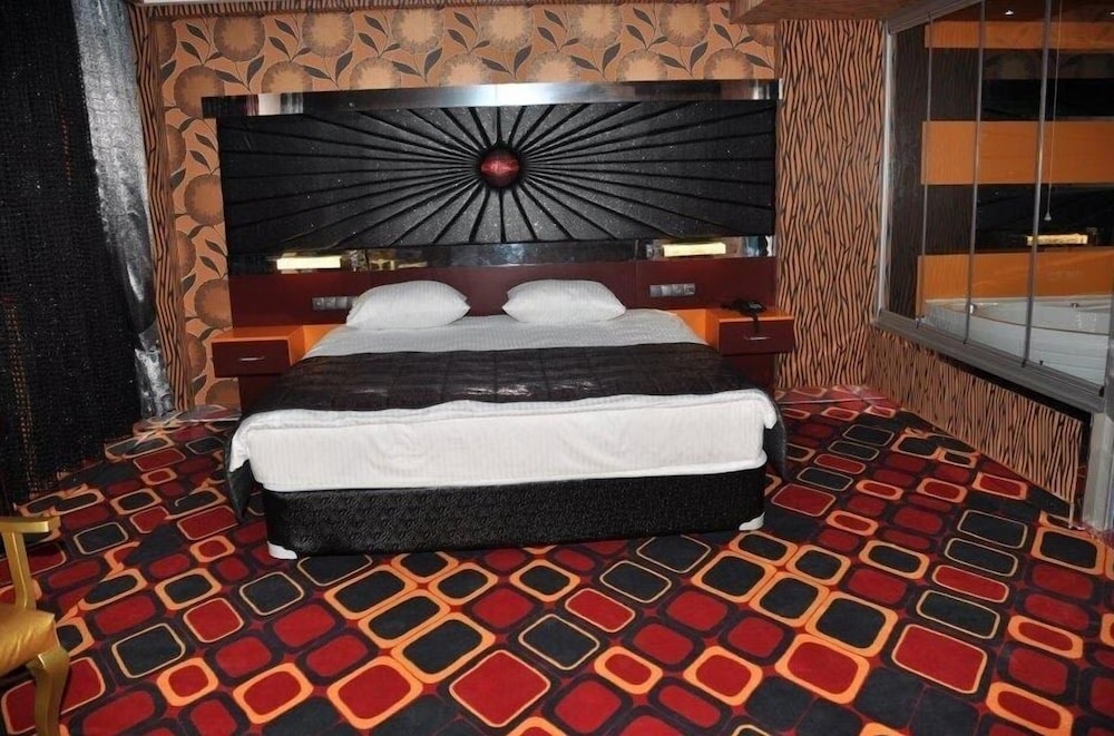 Murat Otel 12/28