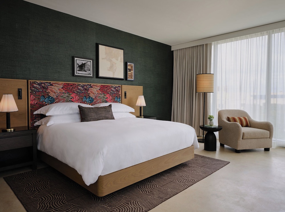 California, Spa, Premium, King Bed