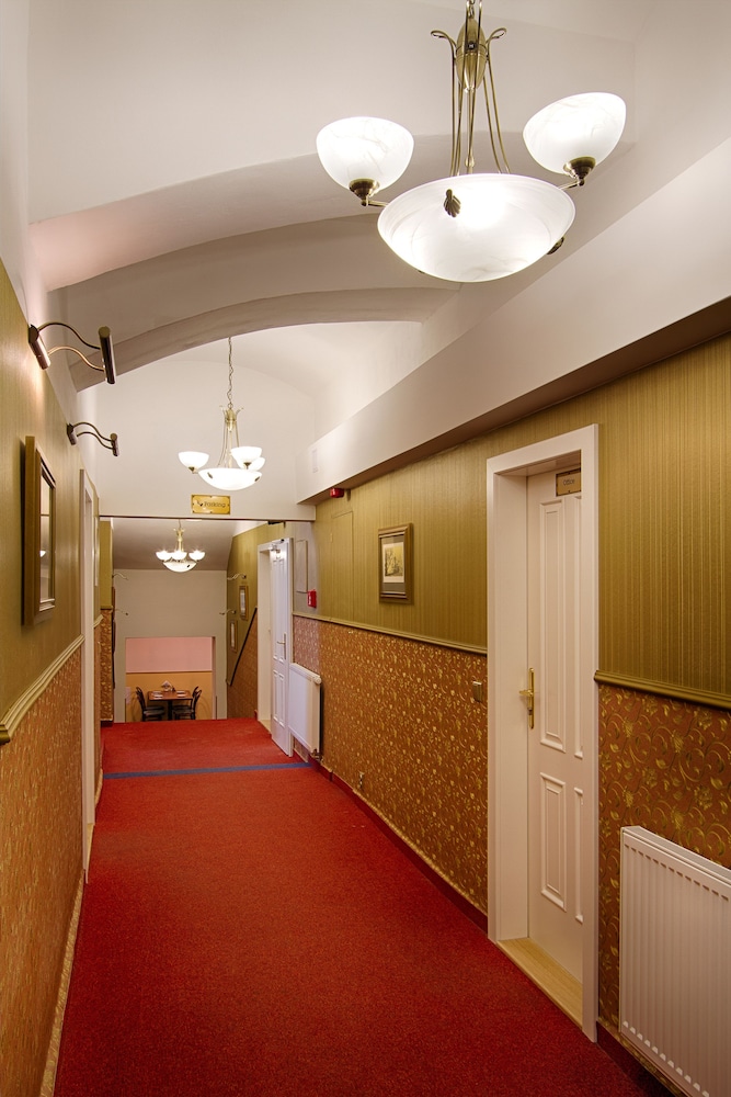 Lobby at Taurus Hotel Prague, PRAGUE