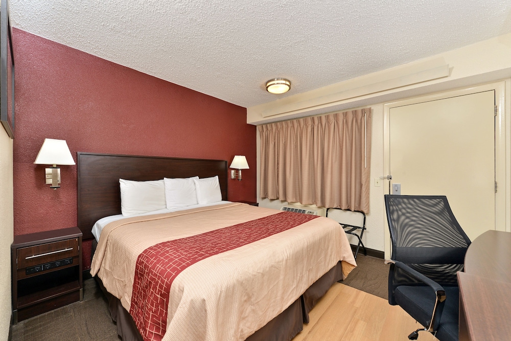 Red Roof Inn Benton Harbor - St Joseph 4/14