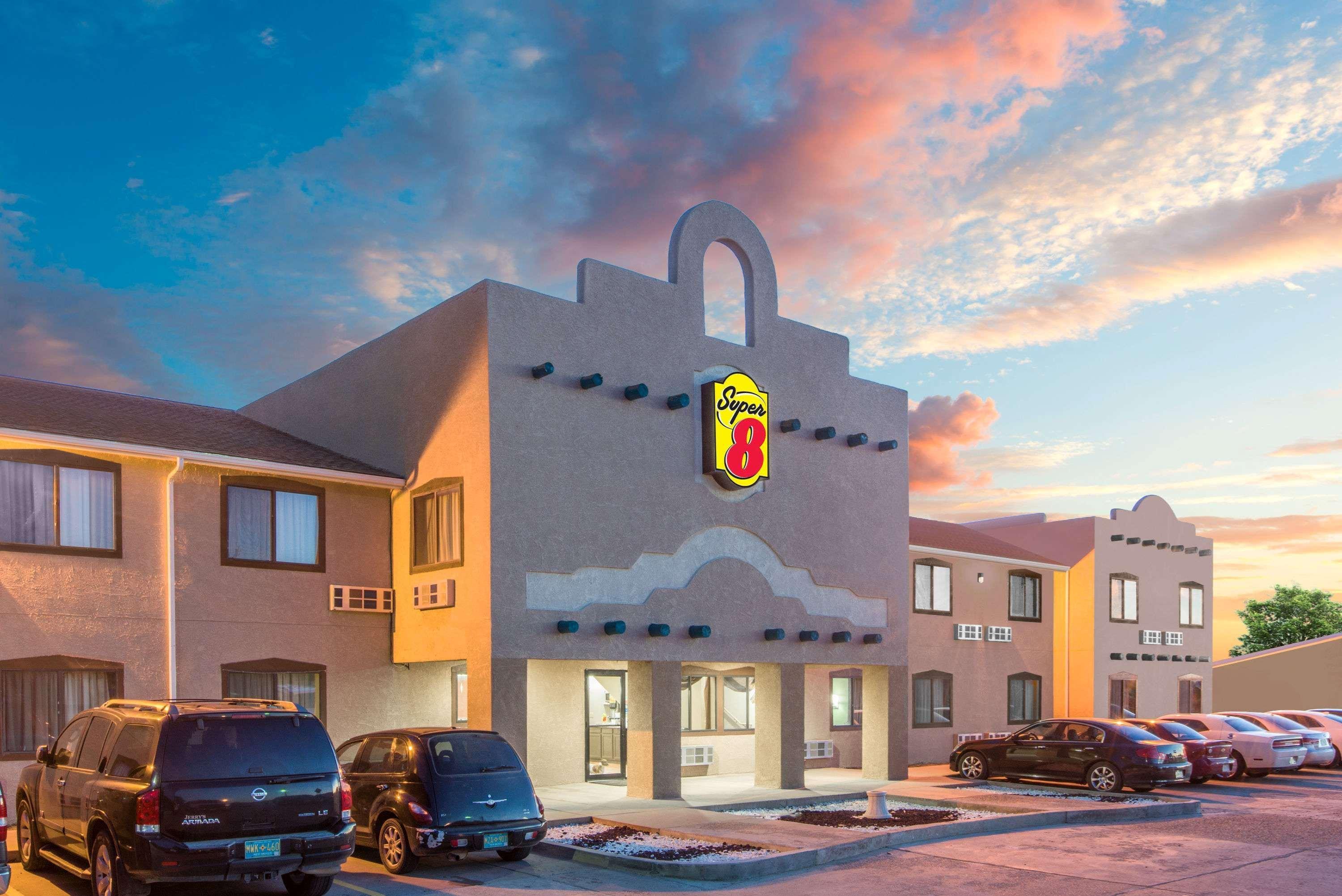 Super 8 Motel Ft Sumner 2/15