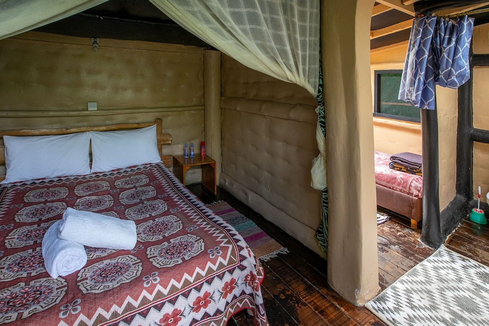 cabin, private bathroom