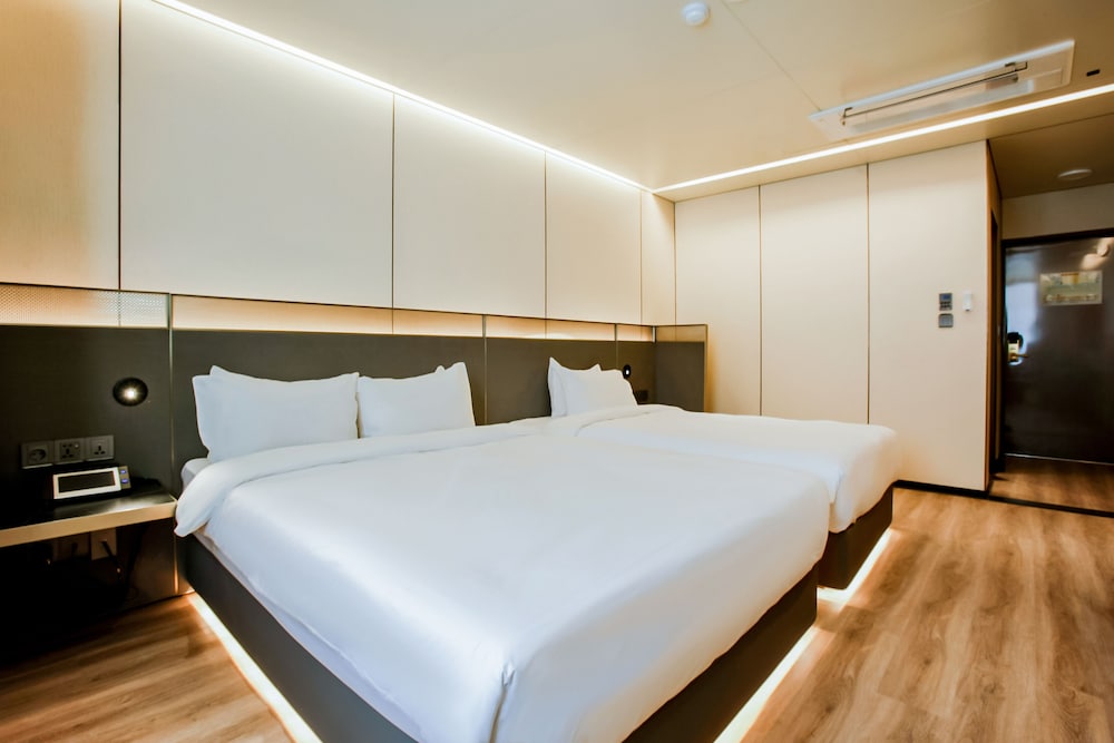 L&L Jeju Hotel 15/53