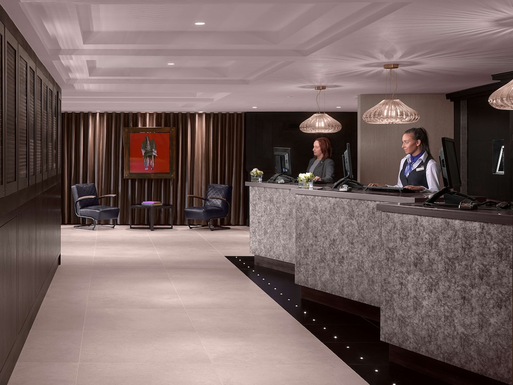Radisson Blu Hotel, Leeds 4/66