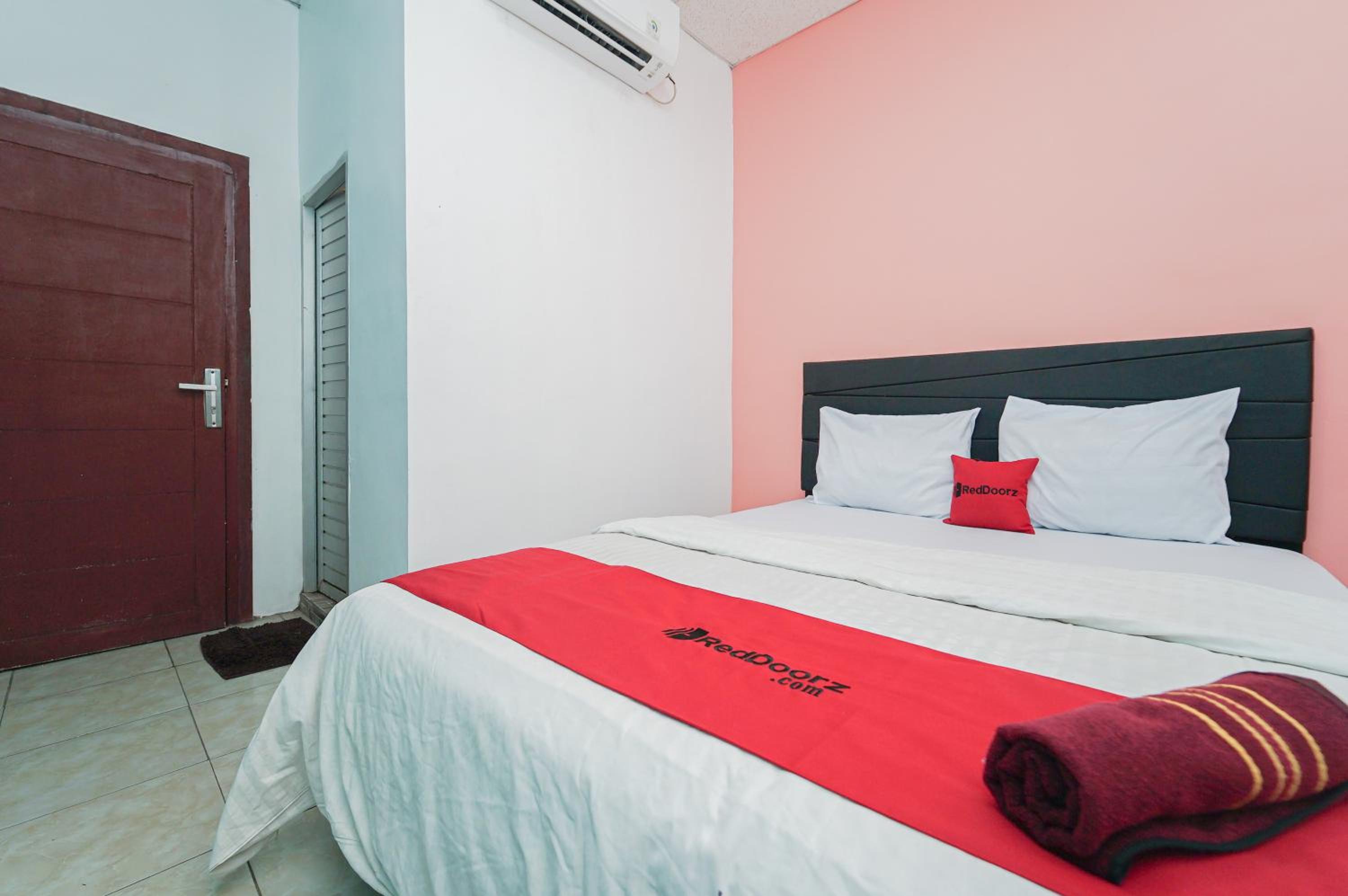RedDoorz at MN One Residence 6/43