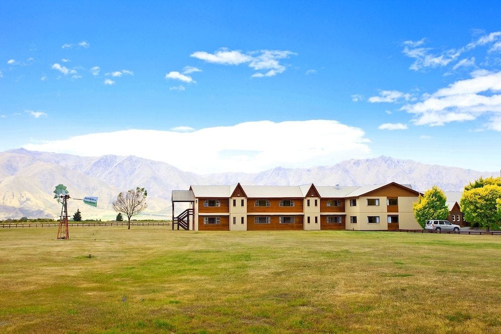 COUNTRYTIME HOTEL 22/28