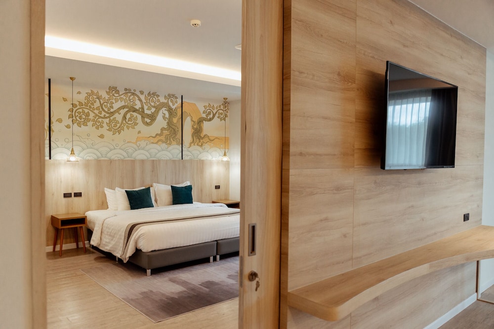 RUS Hotel and Convention Ayutthaya 54/54