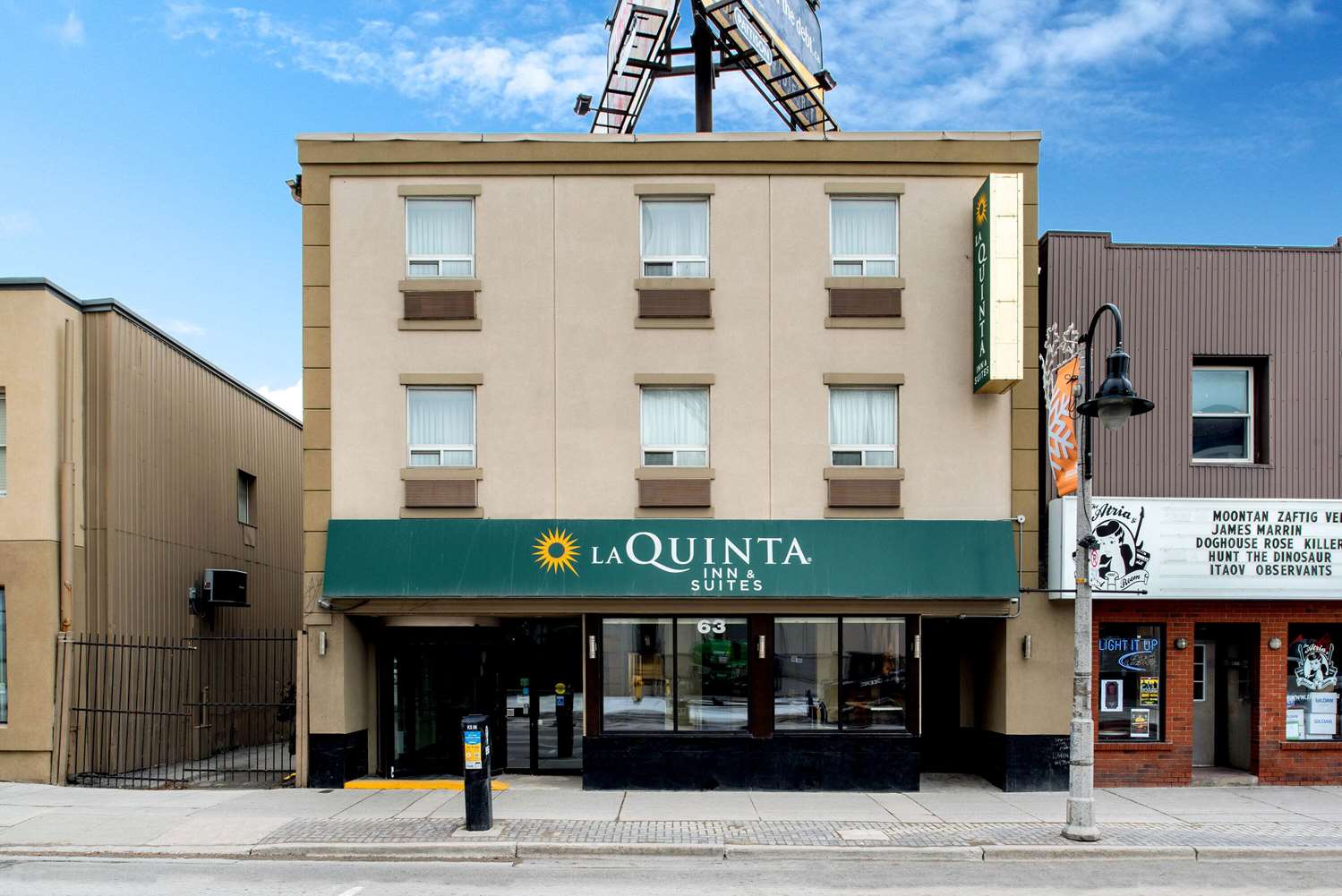 La Quinta Inn & Suites by Wyndham Oshawa 2/48