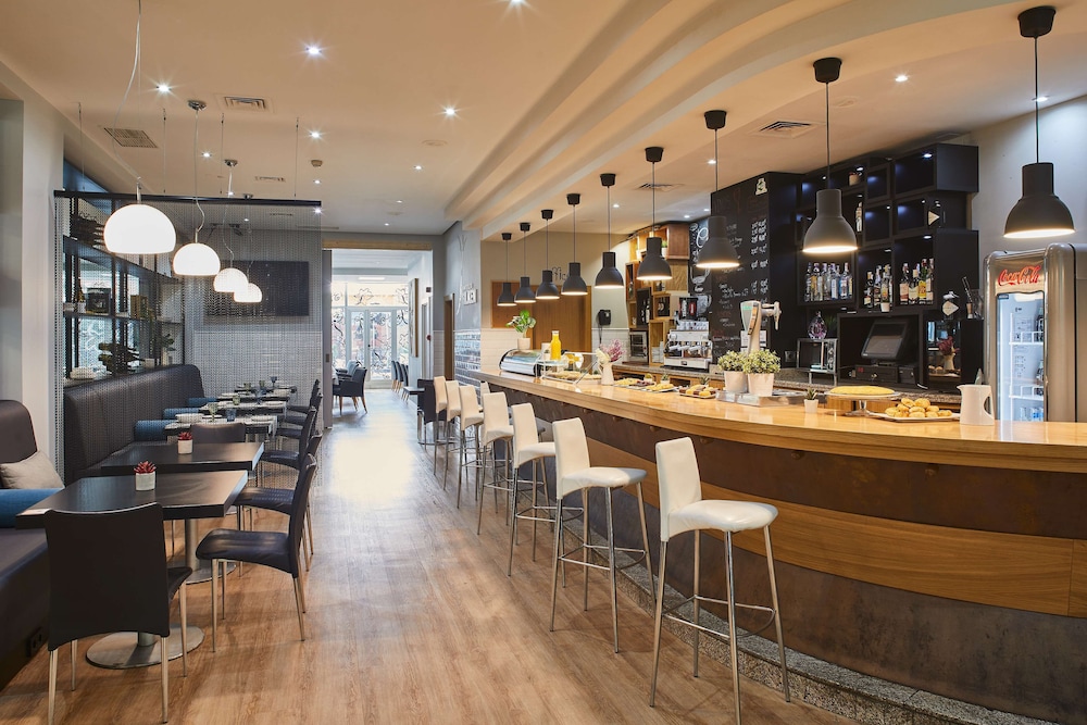Silken Juan de Austria Hotel 34/48