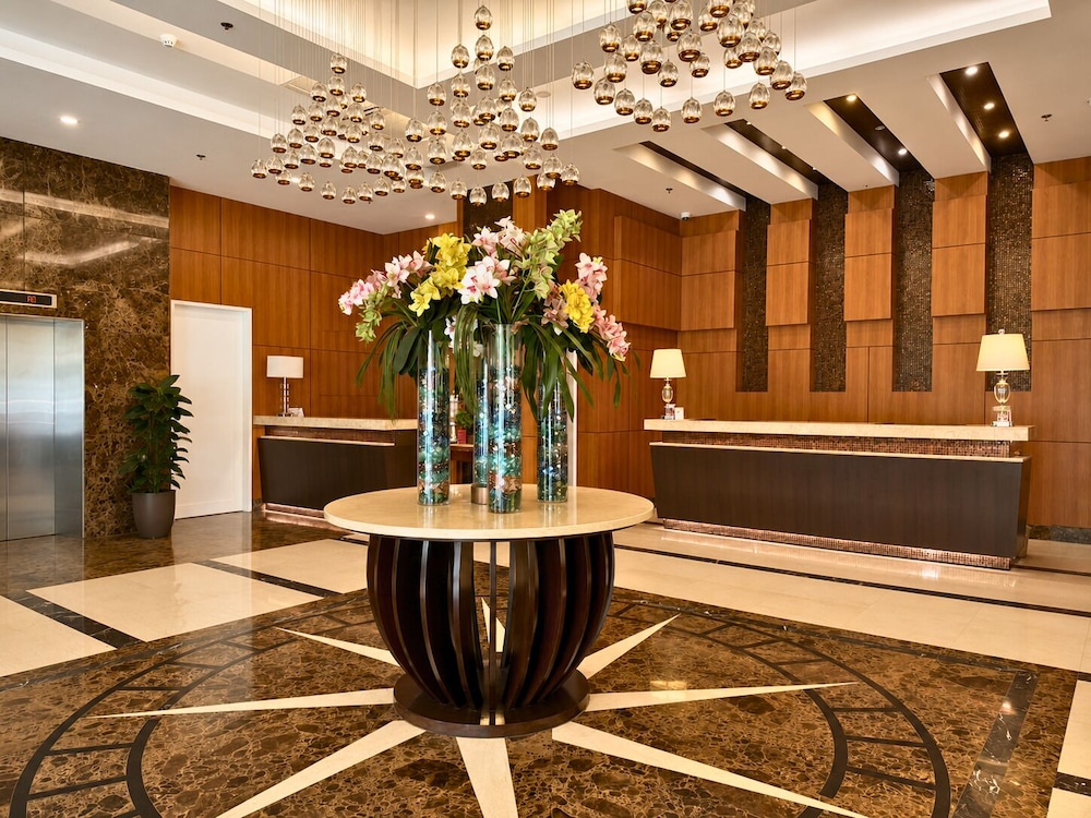 Harolds Hotel Cebu 7/48