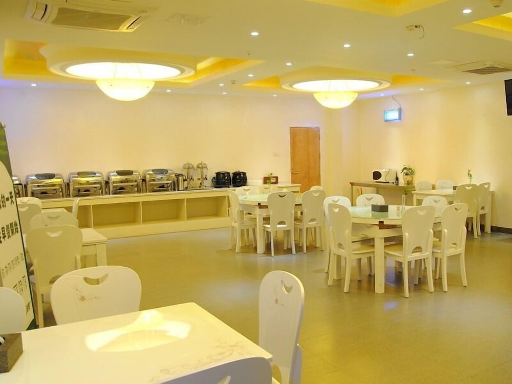 GreenTree Inn Hefei Luyang District North Fuyang Road Luyang Industrial Park Express Hotel 33/41