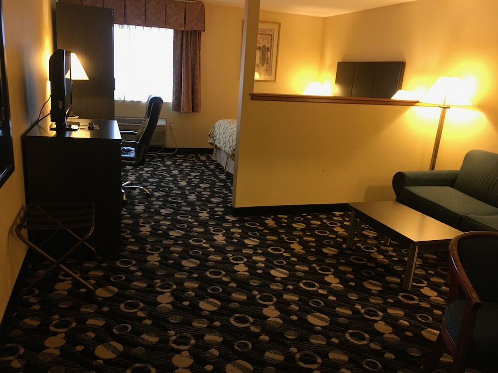 Baymont by Wyndham Branford/New Haven 30/45