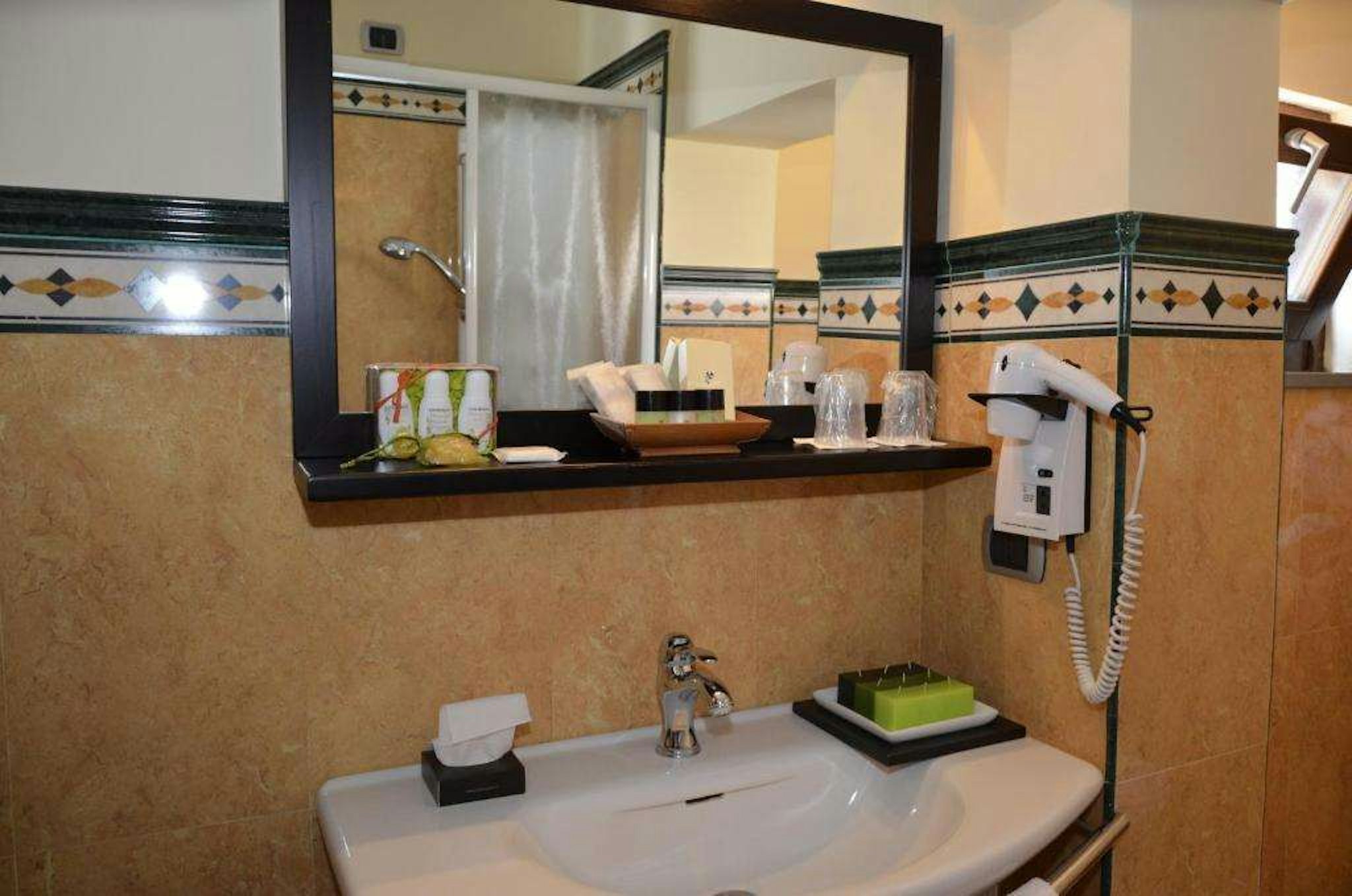 Cassisi Hotel 40/42