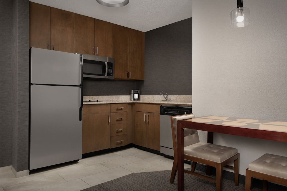 Residence Inn Greensboro Airport 43/51