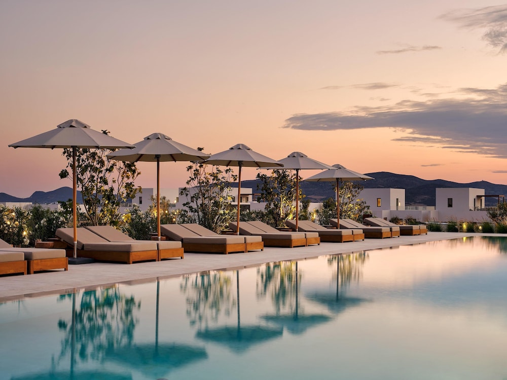 Parian Chronicle Hotel Paros 46/50