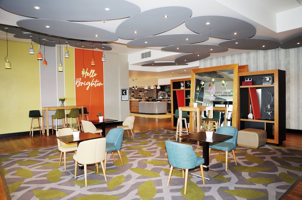 Holiday Inn Brighton Seafront Hotel 44/66
