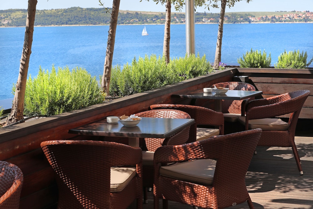 Grand Hotel Bernardin 35/50