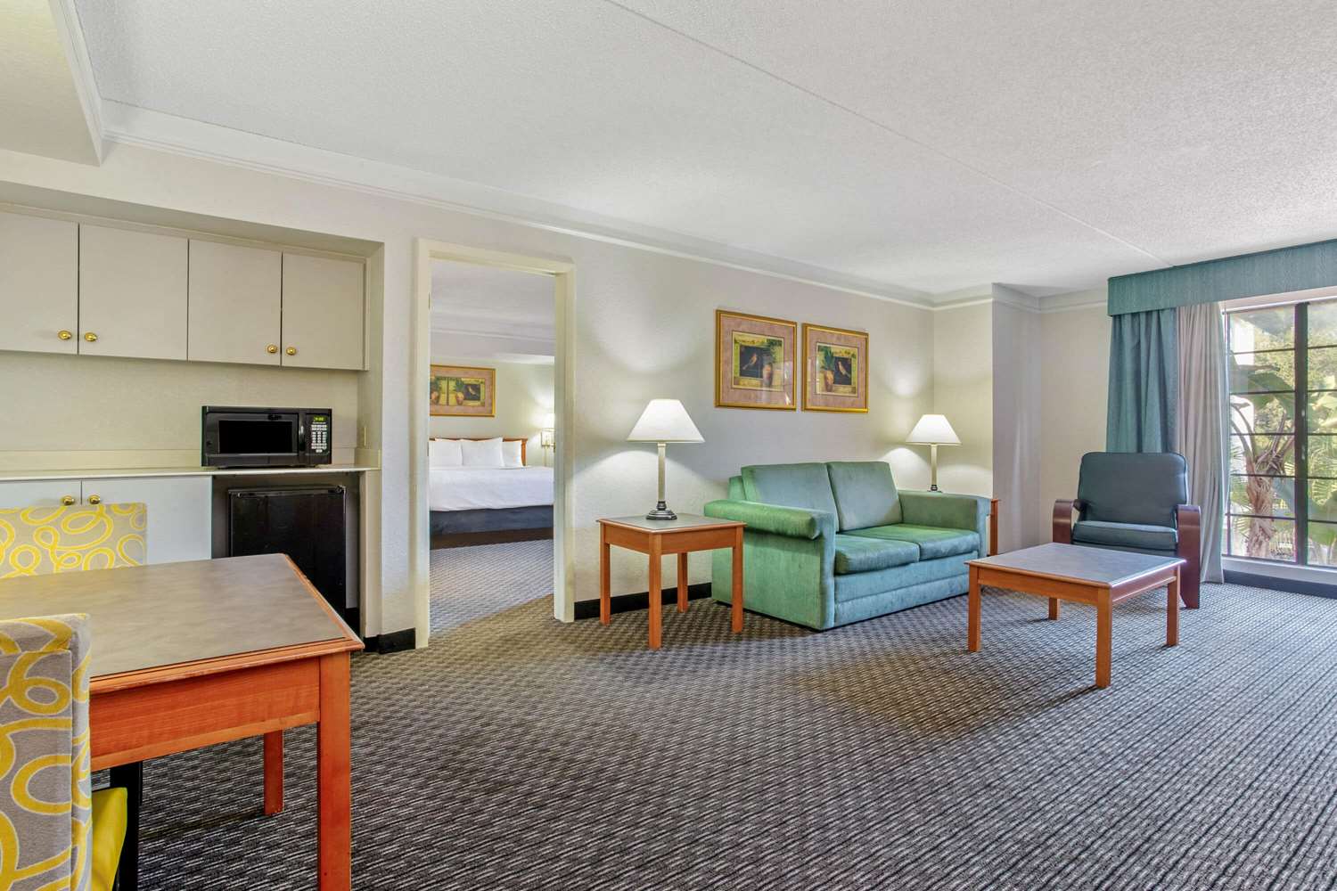 La Quinta Inn by Wyndham Tampa Bay Pinellas Park Clearwater 39/56