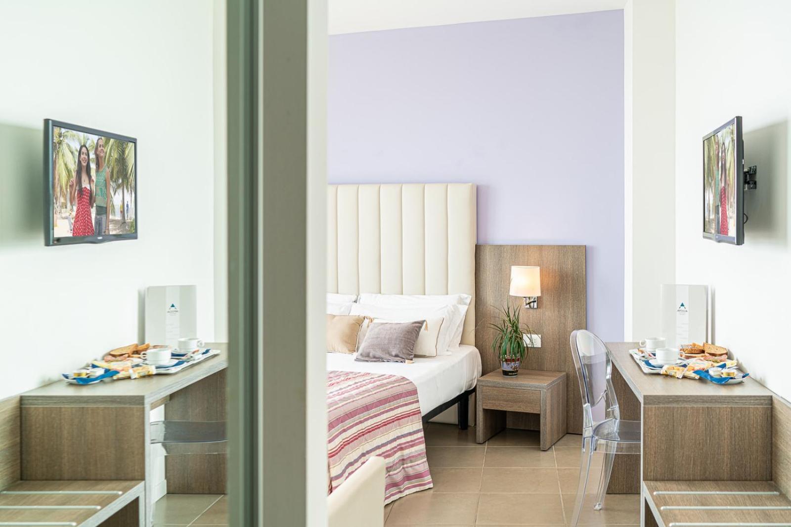 غرفة سوبيريور بسرير مزدوج أو سريرين منفصلين بإطلالة على البحر بشرفة، Karinzia Hotel 4/5
