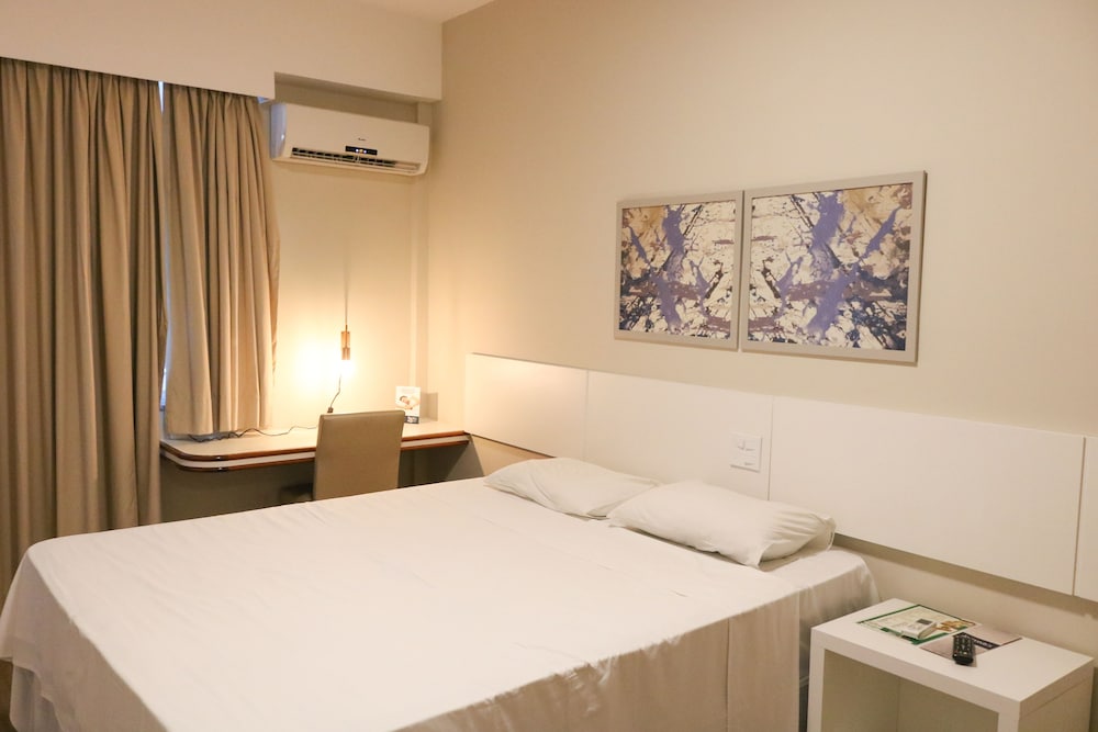 ANTONIUS IMPERIAL HOTEL 20/39