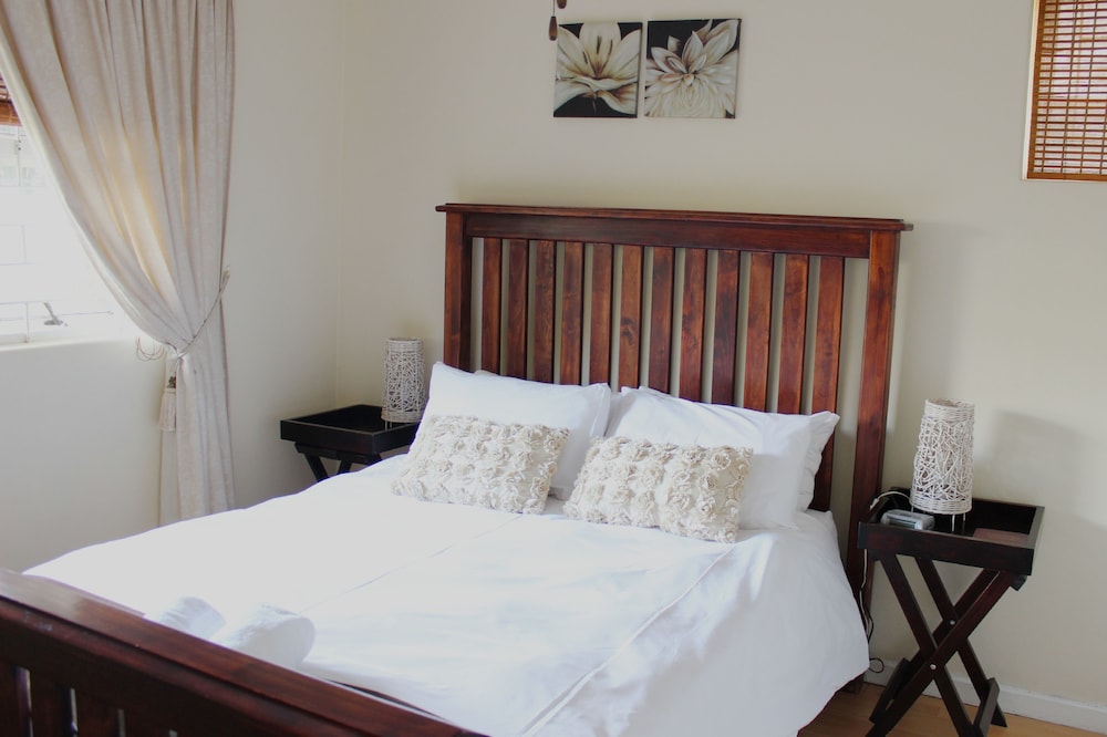 Smithland Guest Apartments 12/50