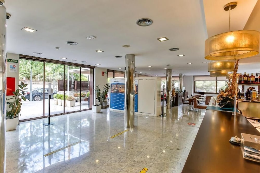 Hotel Desitges 5/76