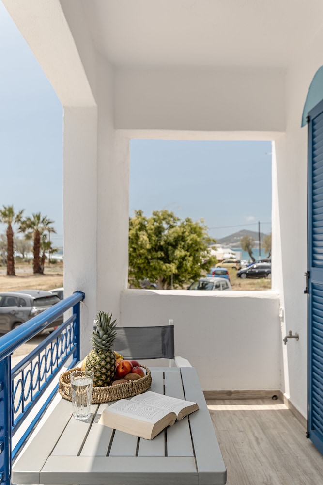 Sun Beach Hotel 34/59