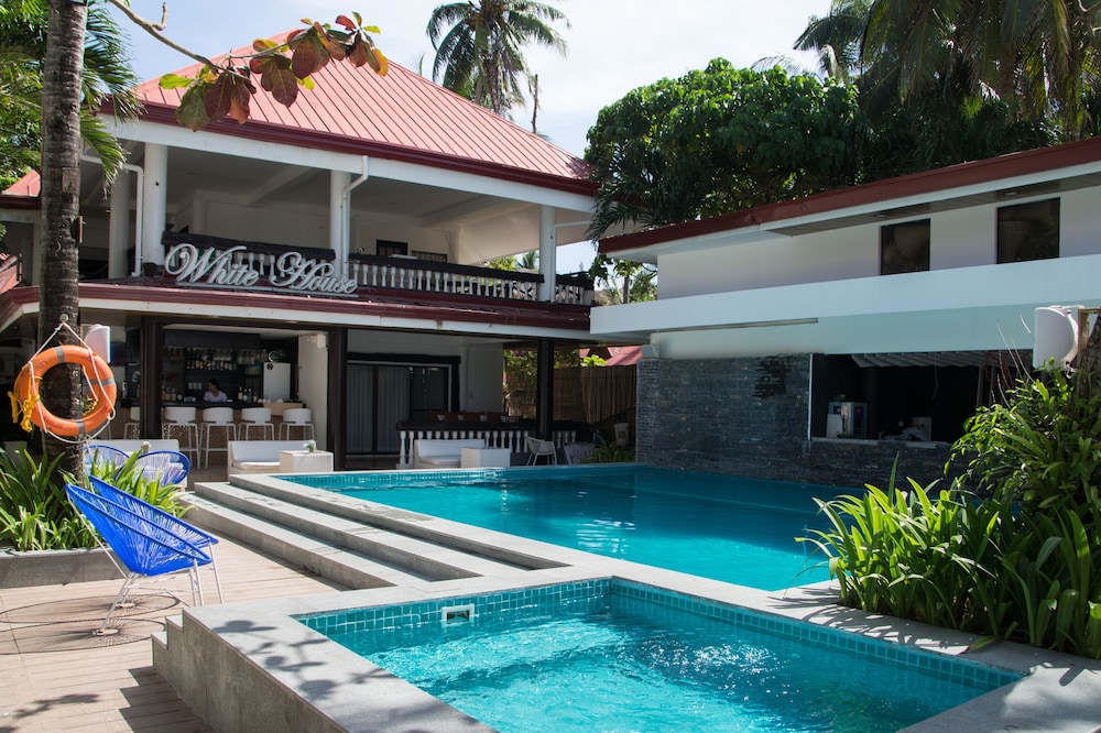 White House Beach Resort 31/34