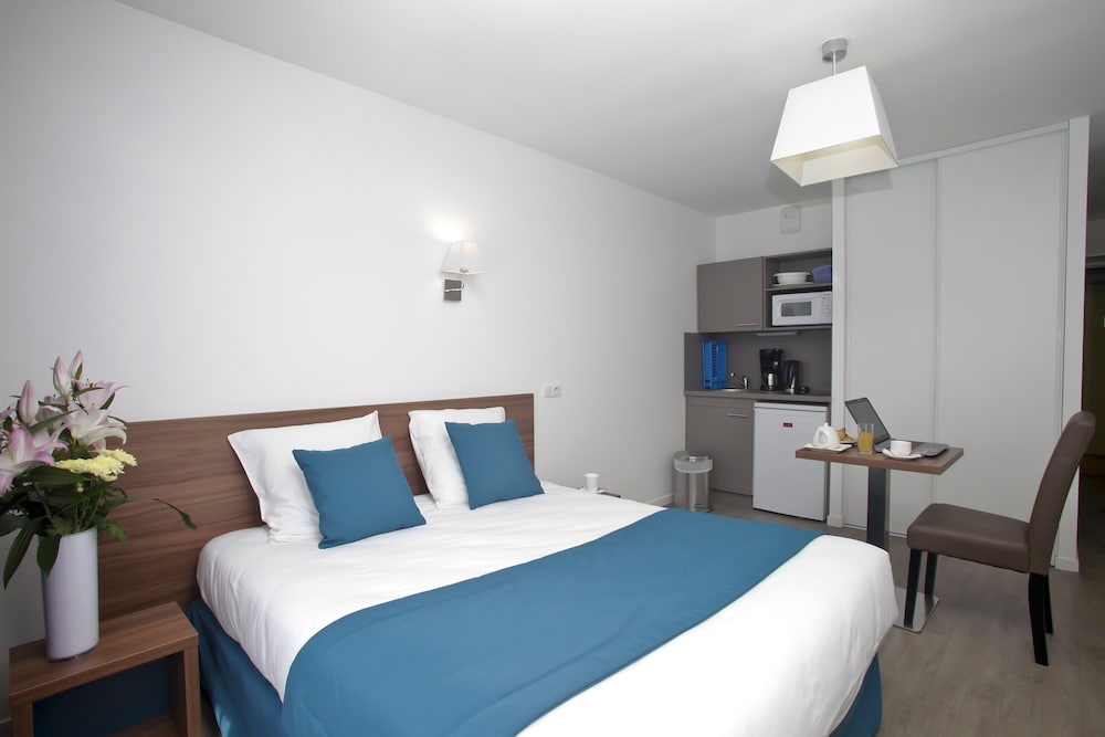 Appart'hotel Odalys City Campus - Paris Rueil Malmaison 24/50