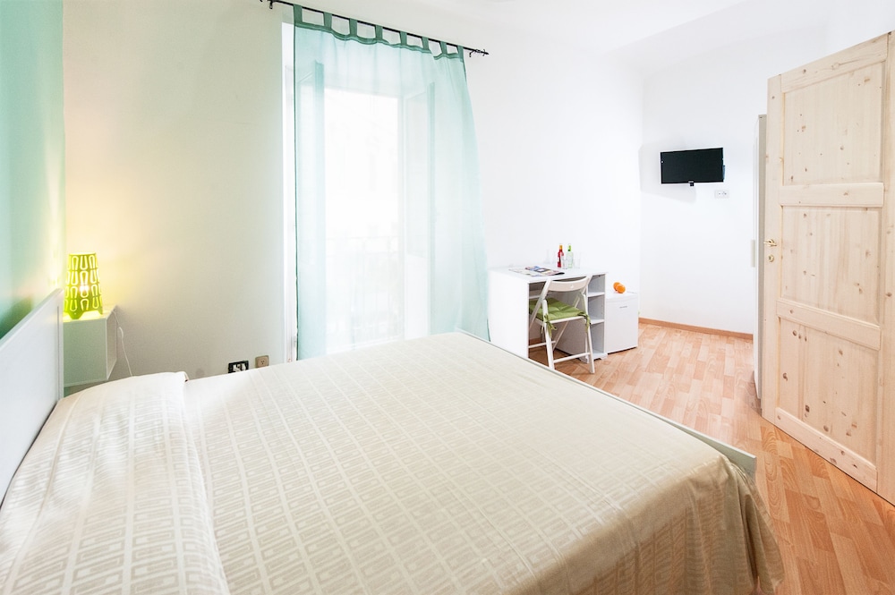 Trinity Luxury Rooms 9/66