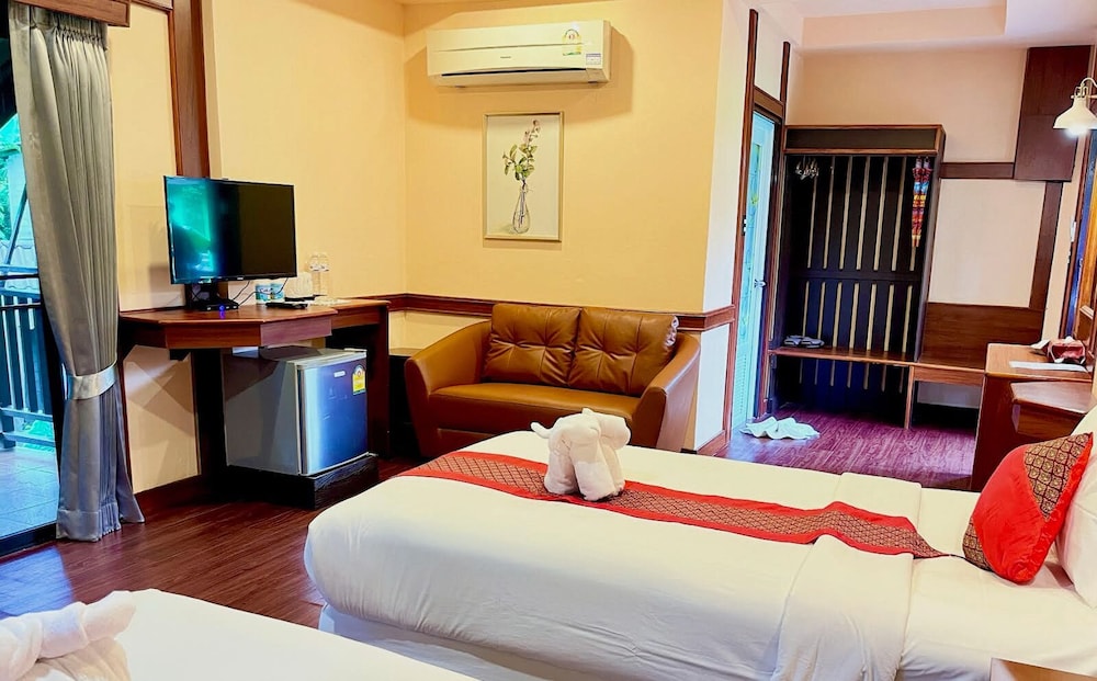 Khao Sok River Lodge 12/50