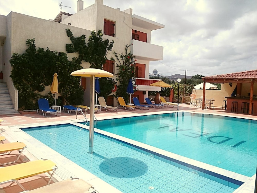 Ideal Hotel 25/41