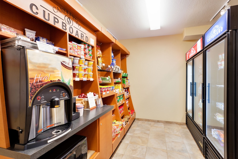 Candlewood Suites Hazleton 33/46