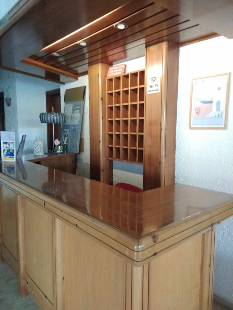 Lobby at Violeta Hotel, MALEVIZI