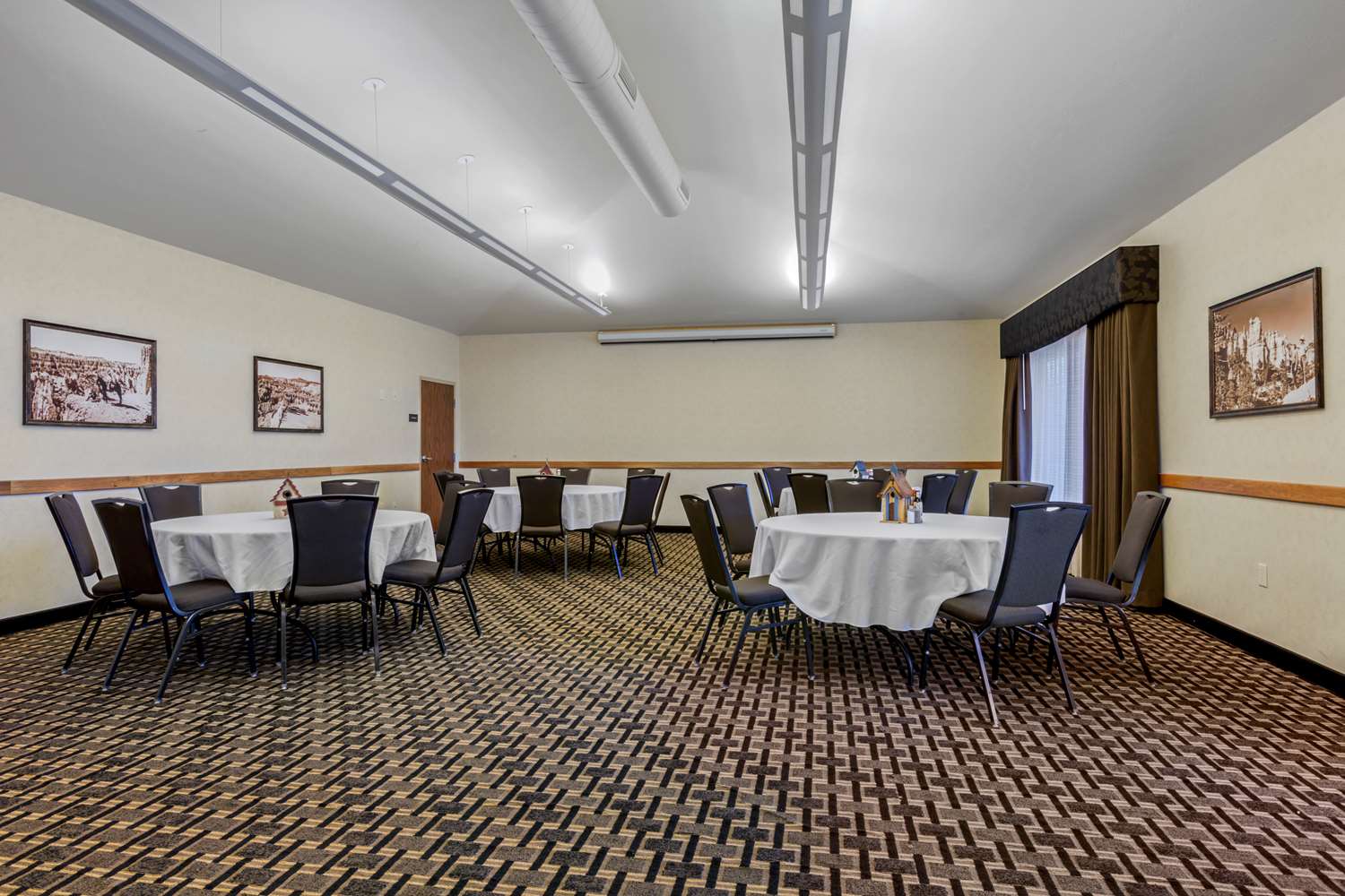 Best Western Plus Bryce Canyon Grand Hotel 32/37