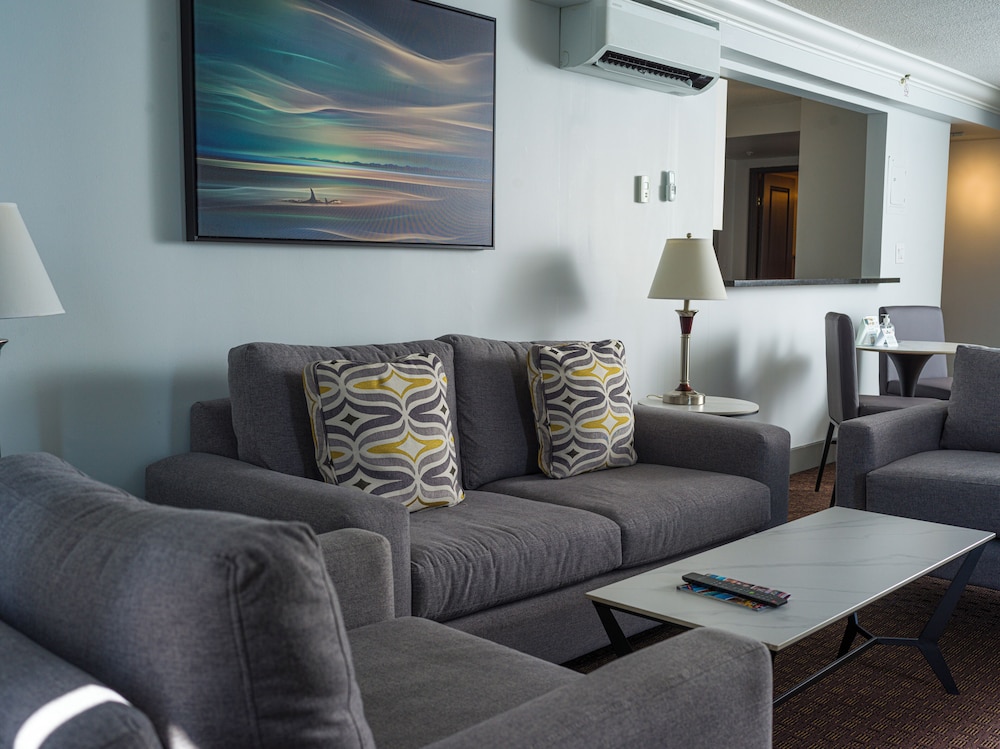 Century Plaza Hotel & Spa 54/74
