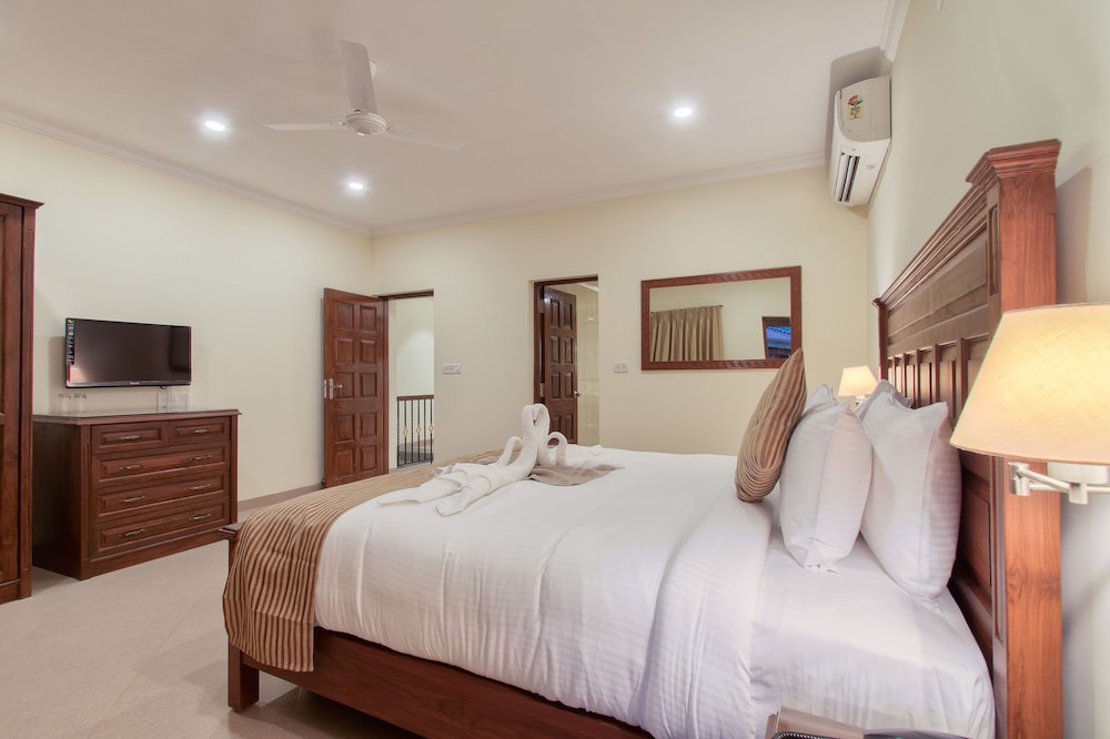 Seashell Suites And Villas 24/66