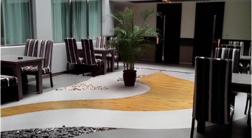 Fairyland Hotel (Kunming Spring City 66 Plaza ) 43/50