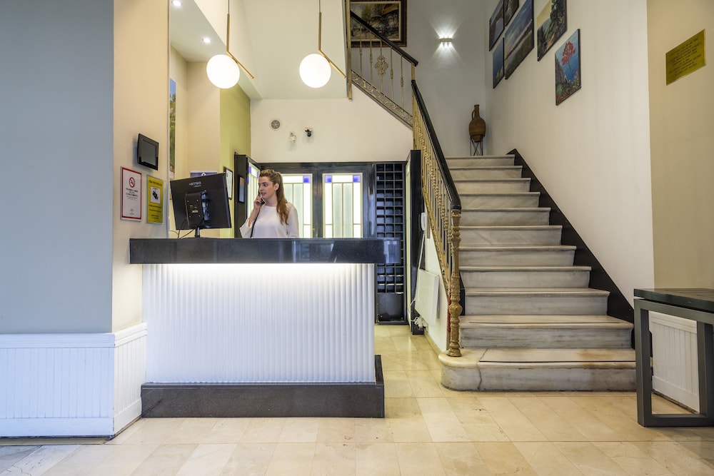 Bh Atarazanas Malaga Boutique Hotel 10/50