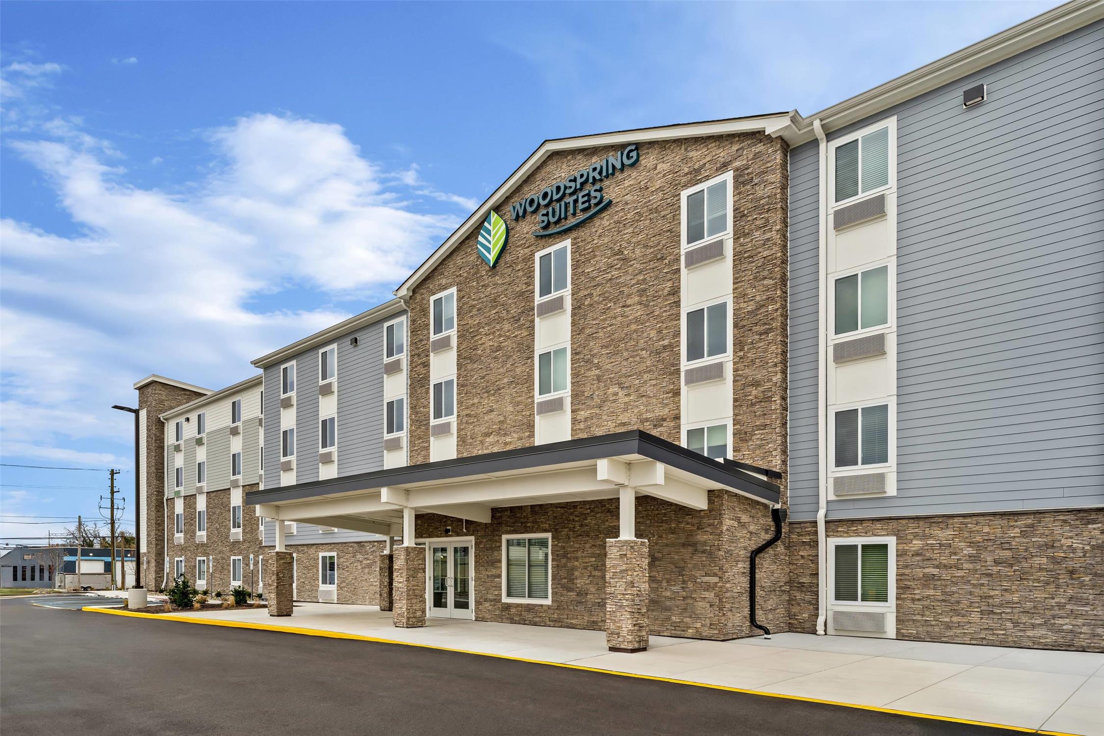WoodSpring Suites Wilmington Riverfront 24/29