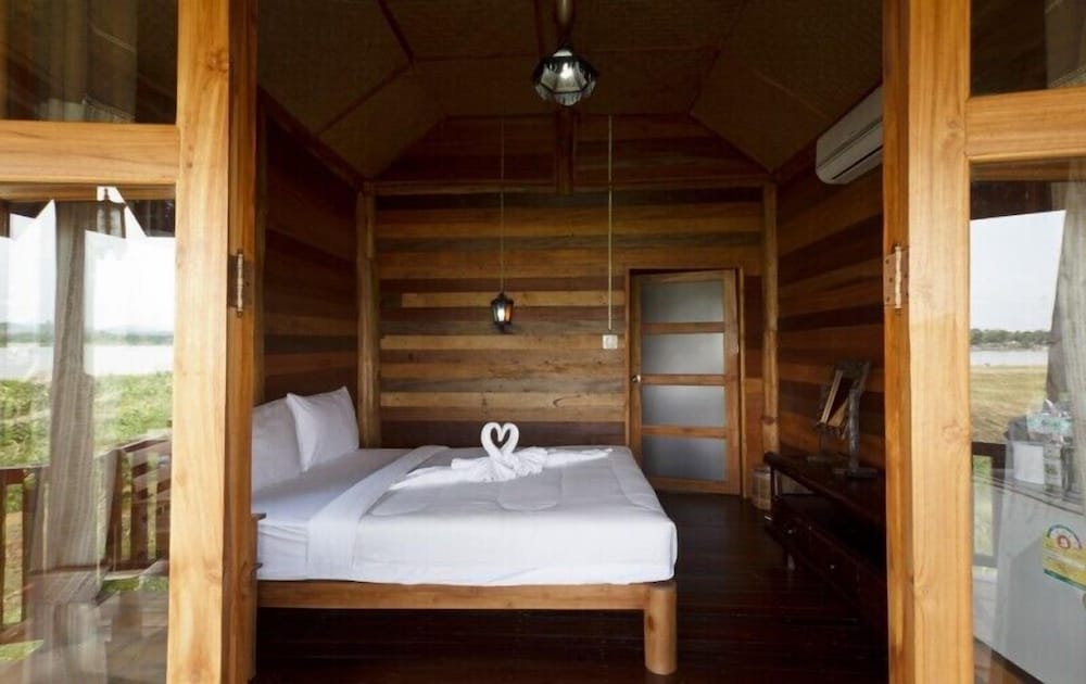 Gin's Maekhong View Resort & Spa 15/37