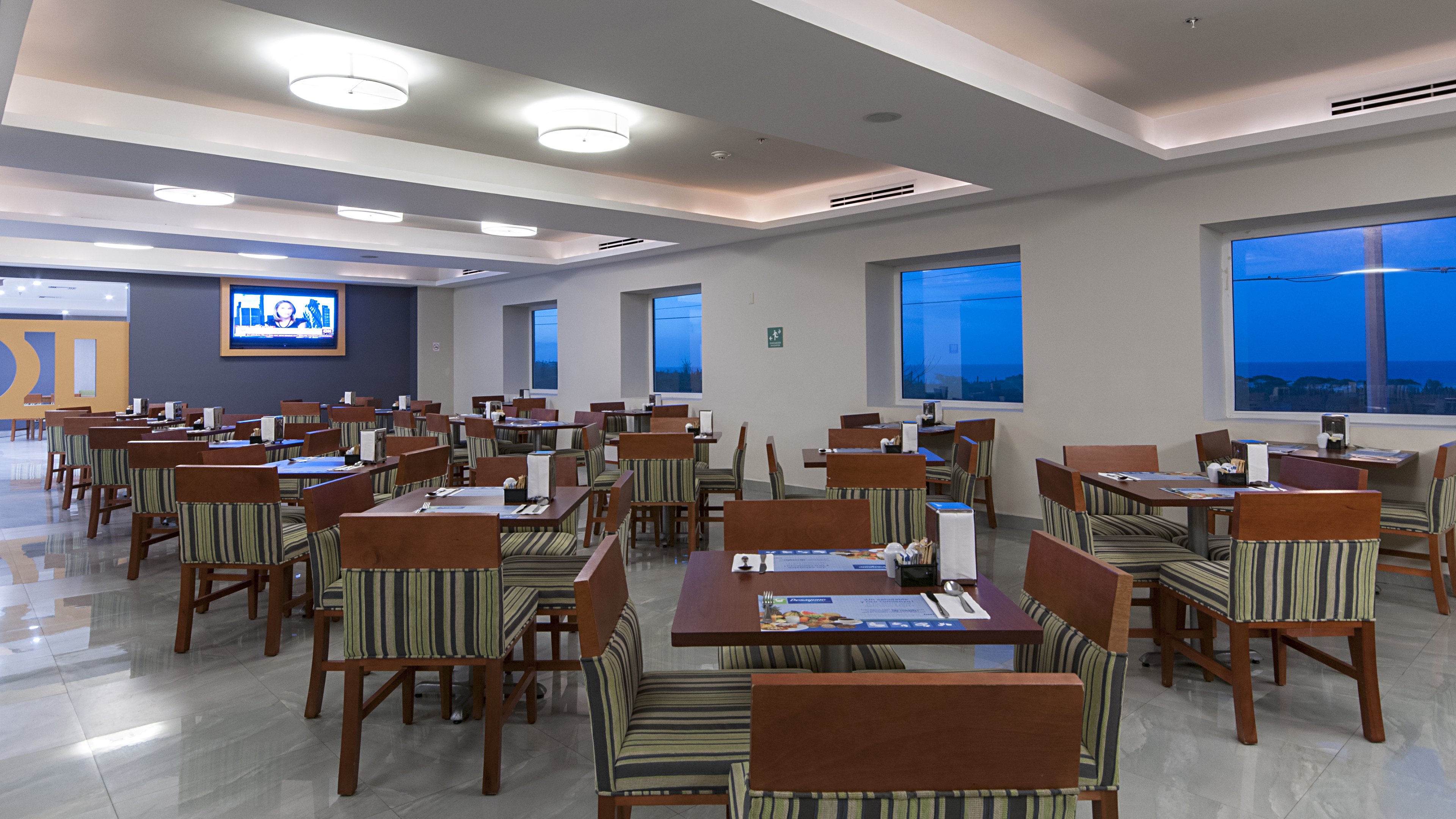 Holiday Inn Express Cabo San Lucas 60/71