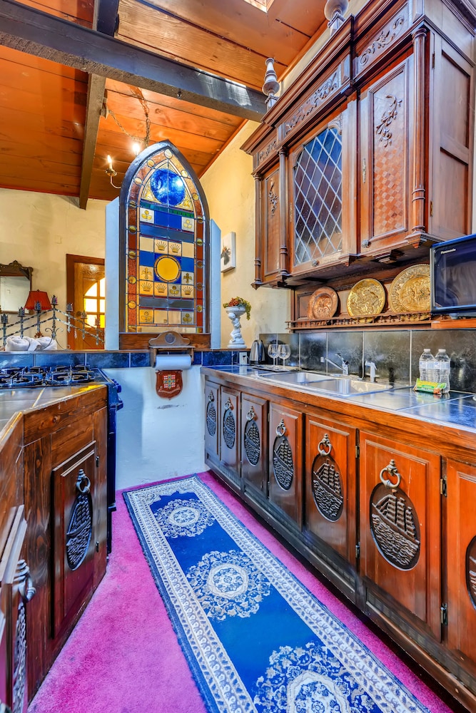 Cliff House Lodge Bed and Breakfast 3/72